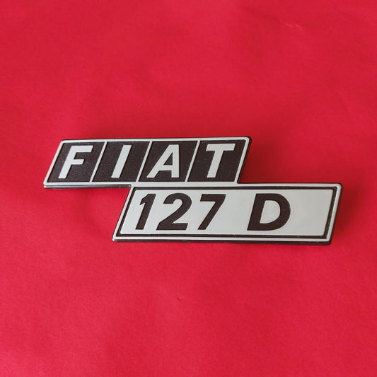 Stemma Fiat 127 D NOS, vista frontale