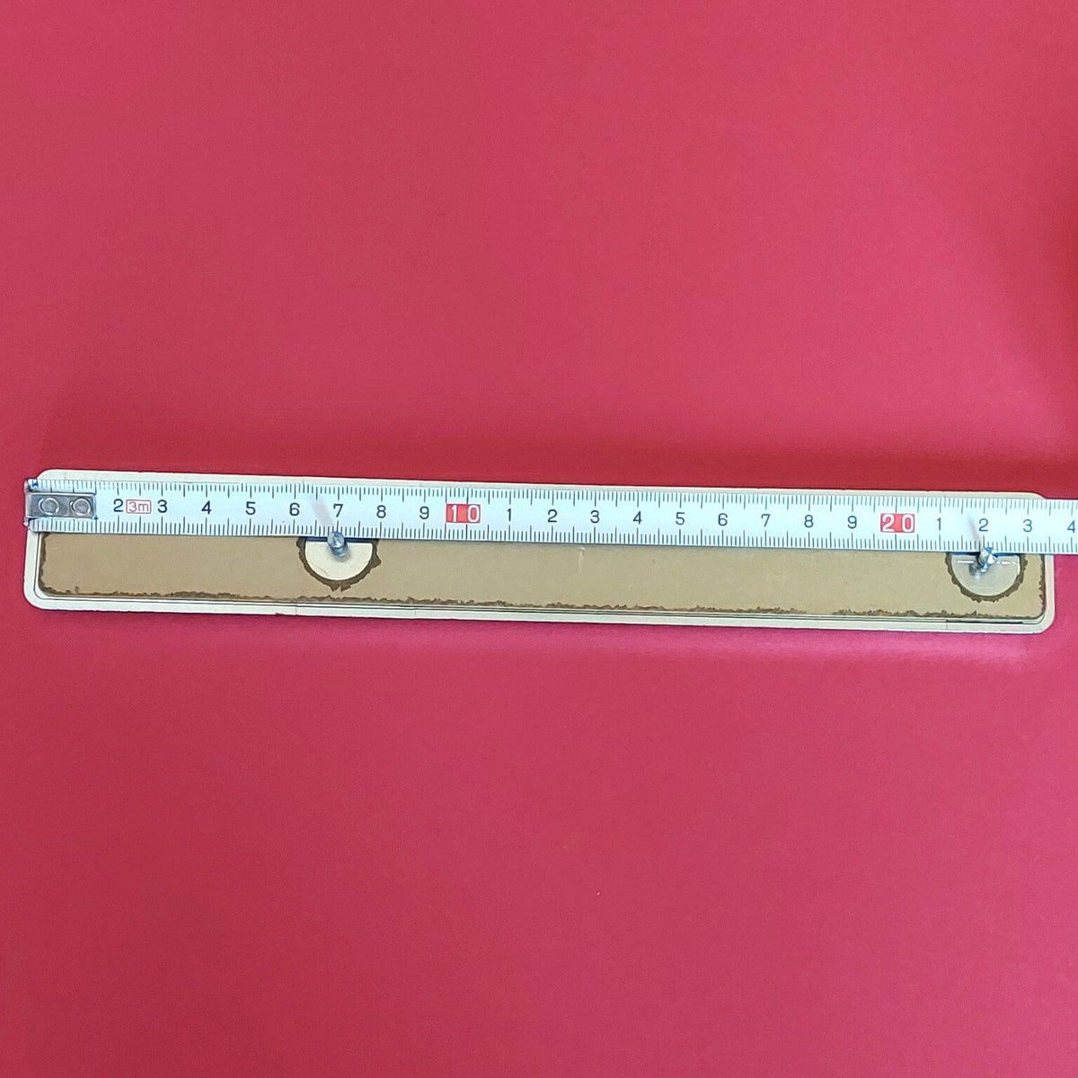 Misura della scritta modello Lancia Thema Turbo DS lunga circa 23,7 cm
