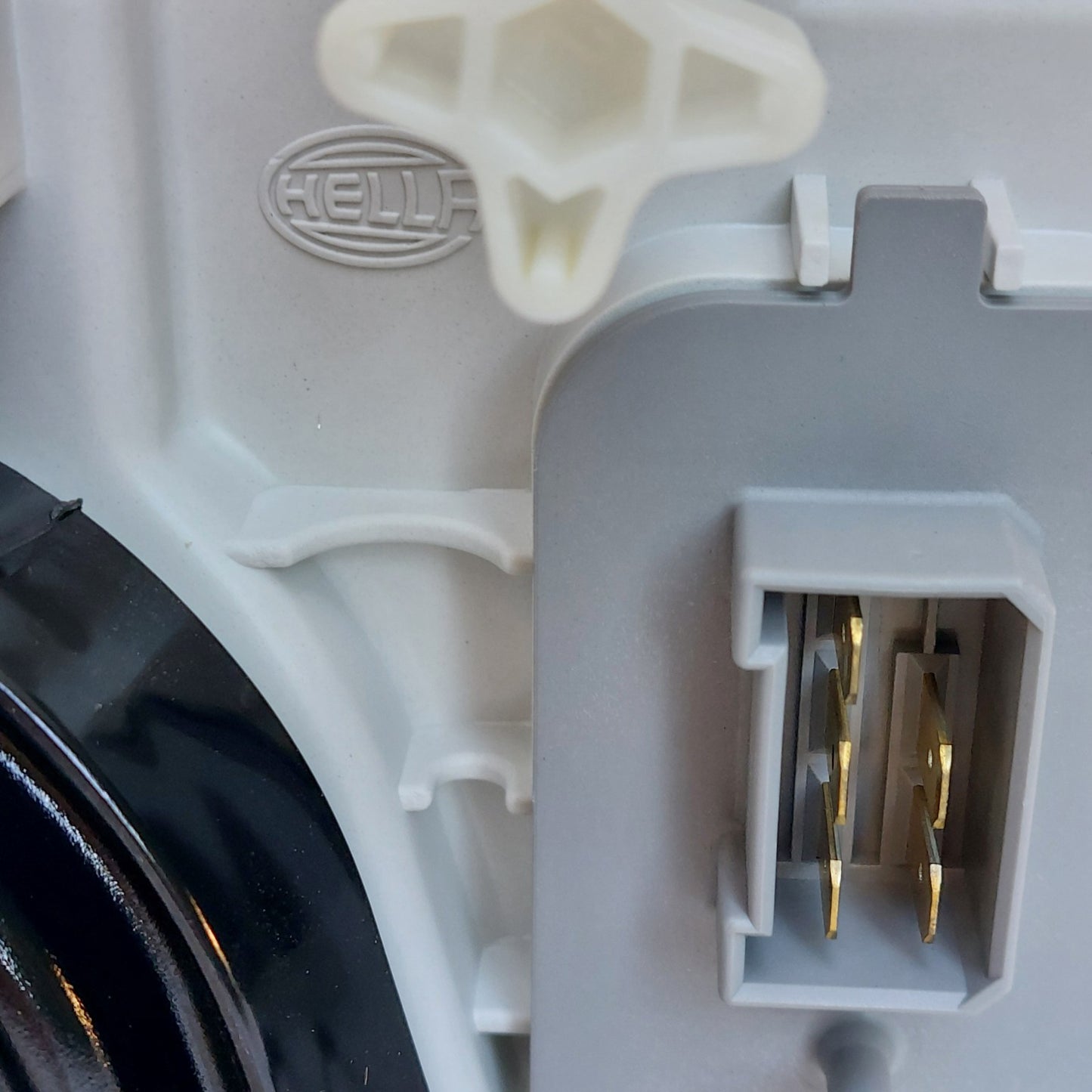 1EH 006 900-06 — Faro destro Hella per Mercedes-Benz Sprinter — NOS
