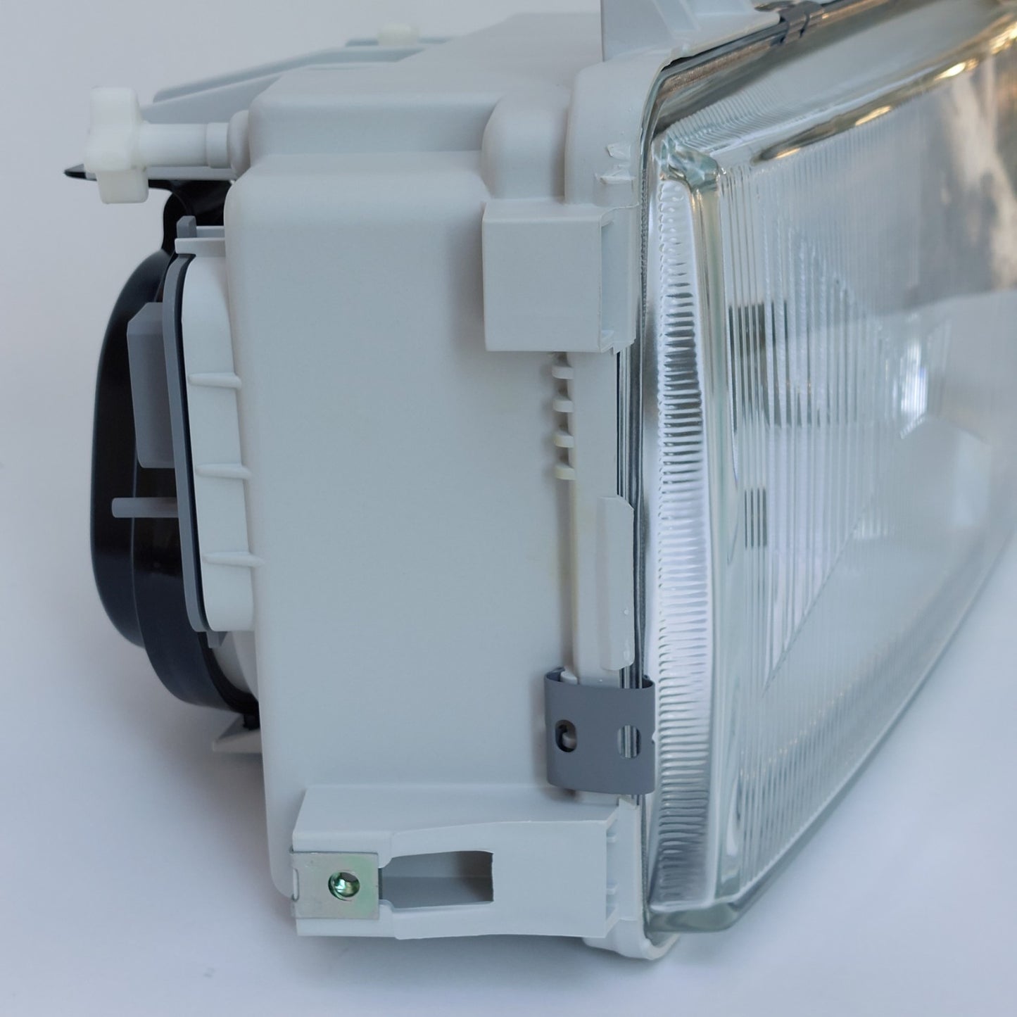 1EH 006 900-06 — Faro destro Hella per Mercedes-Benz Sprinter — NOS