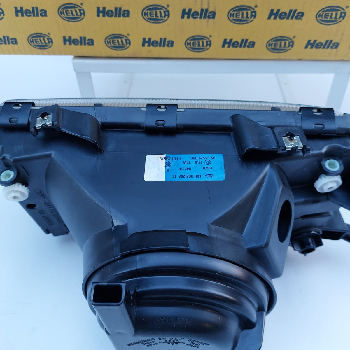 1AH 005 295-141 Faro anteriore destro Hella Audi 80 B3 NOS
