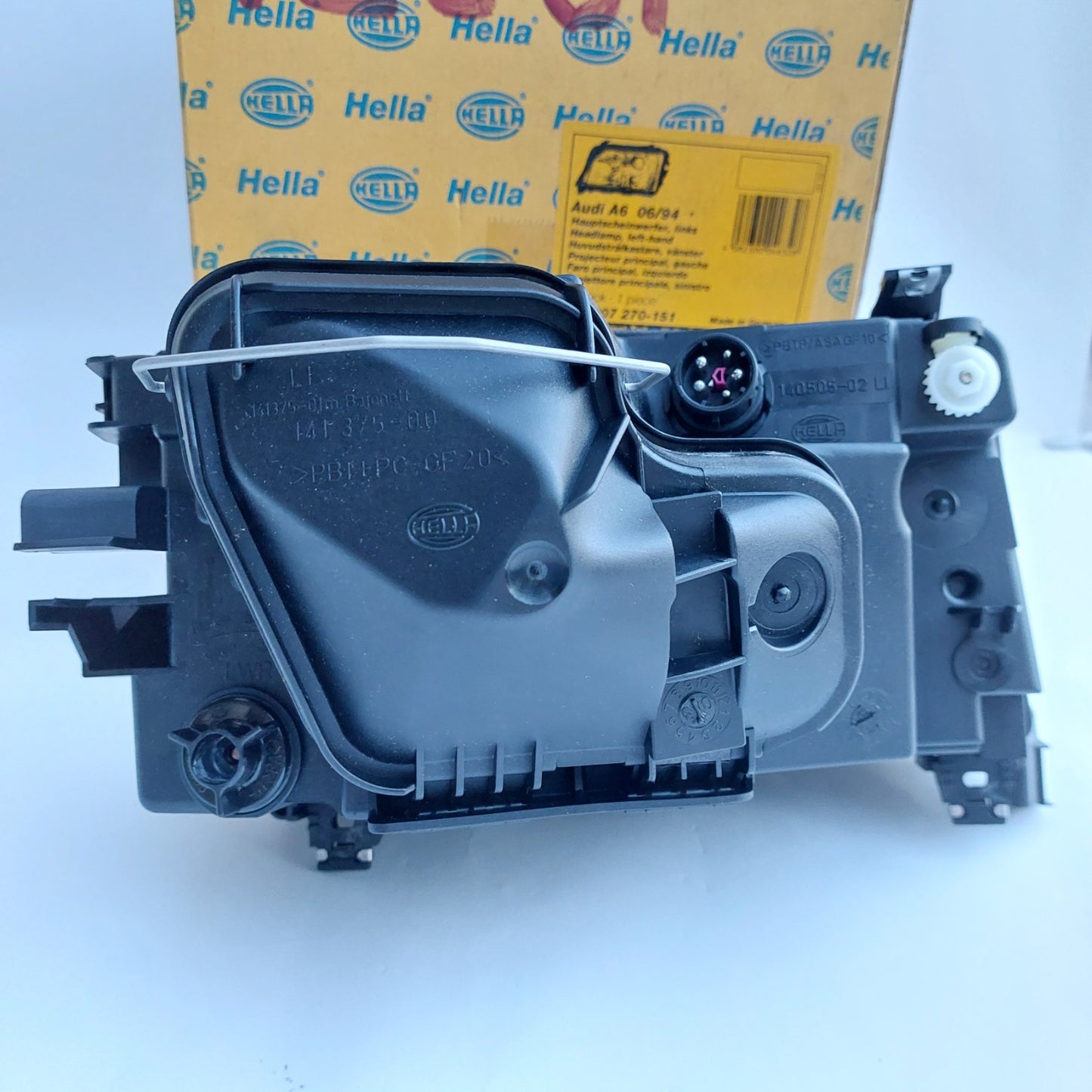 1EL 007 270-151 Faro anteriore sx Hella con fendinebbia Audi A6 NOS