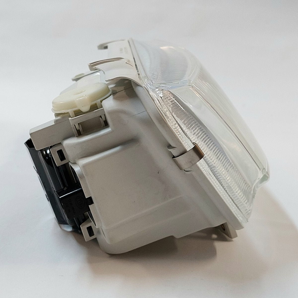 Corpo laterale del faro anteriore destro HELLA VW Passat B4