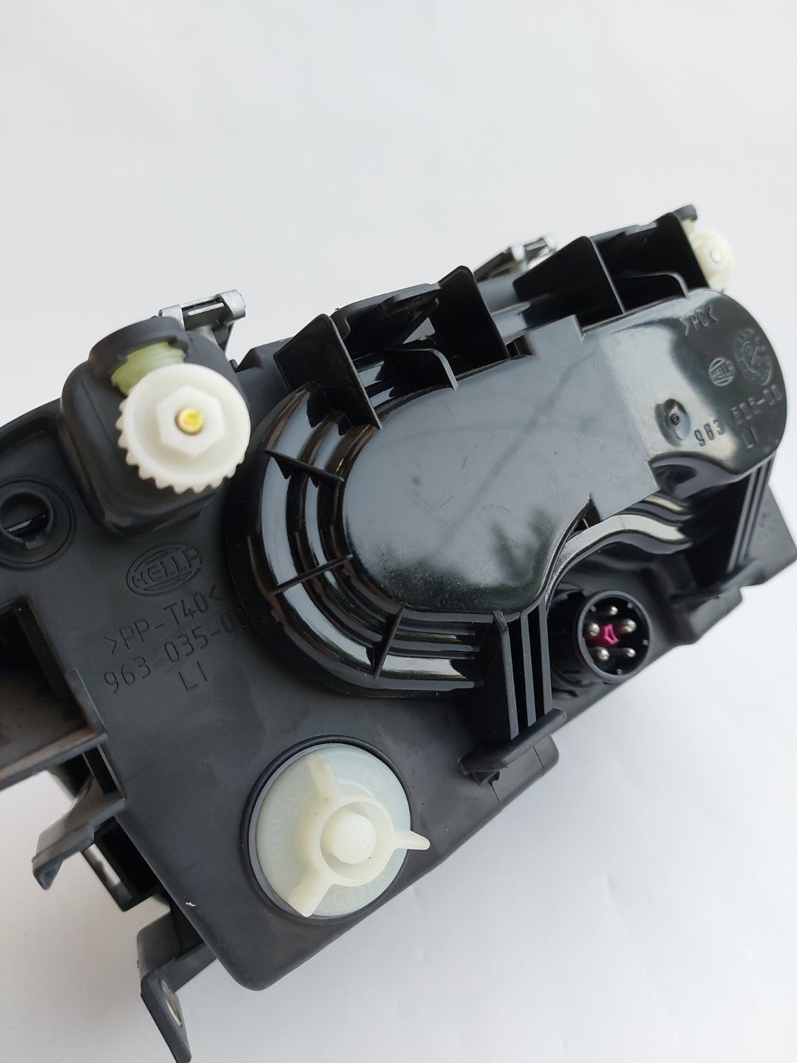 1EF963030271 Faro Anteriore Sinistro Hella Audi A3 NOS Originale