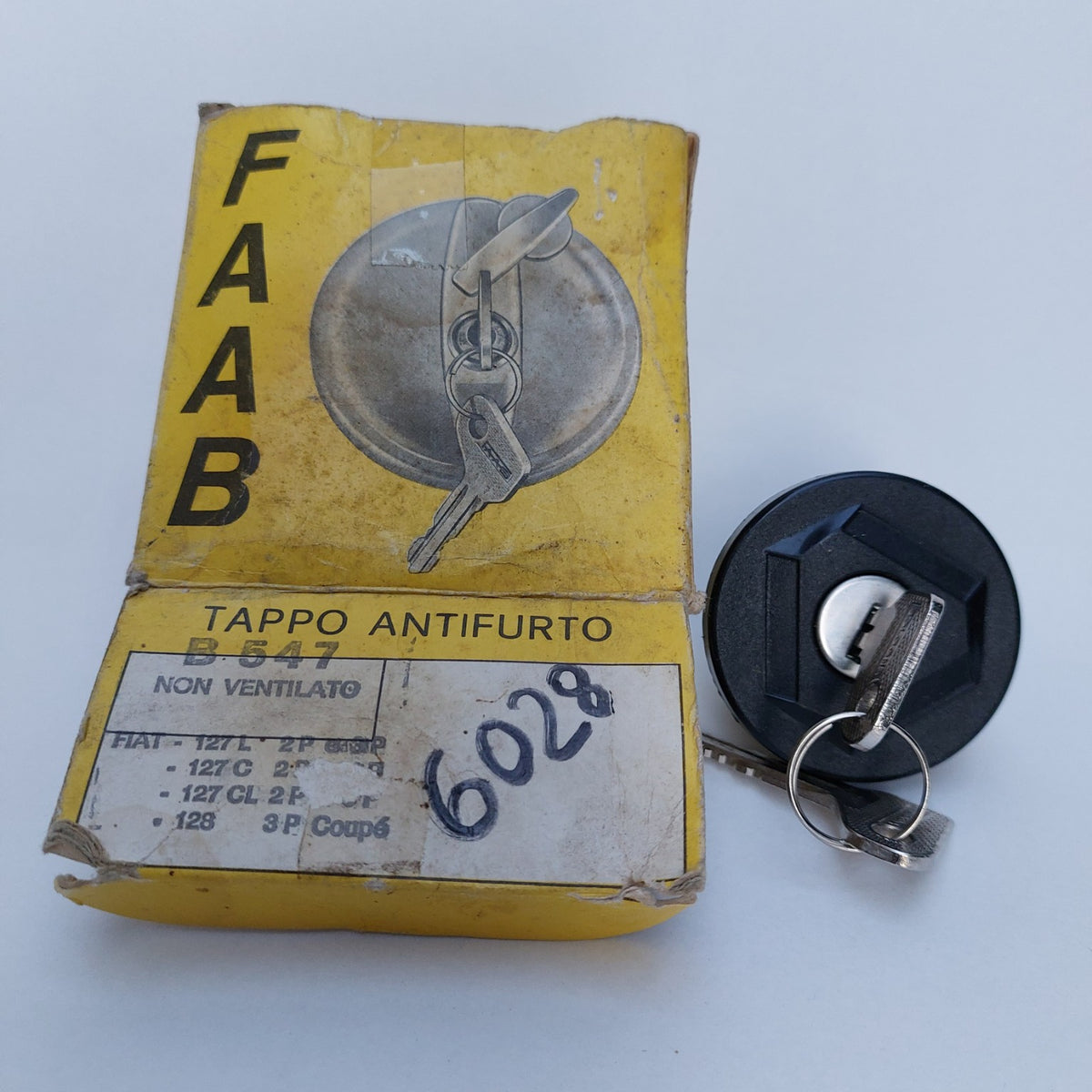 B.547 – Tappo serbatoio antifurto FAAB Fiat 127 / 128 – NOS